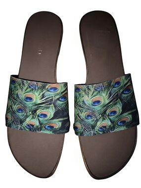 Onesole Peacock Feather Slide Sandals - Brown/Green/Blue